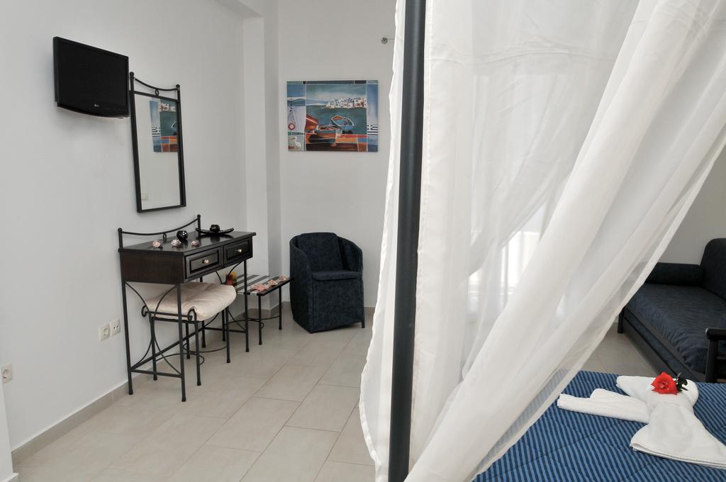 Aparthotel Anatoli