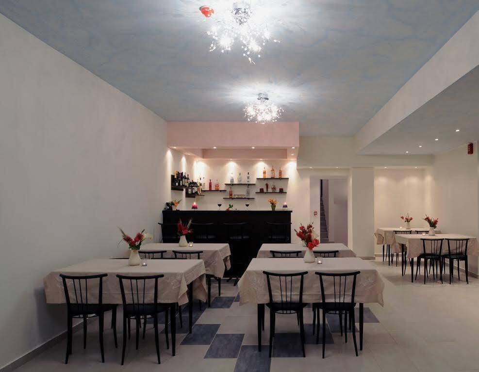 Aparthotel Anatoli